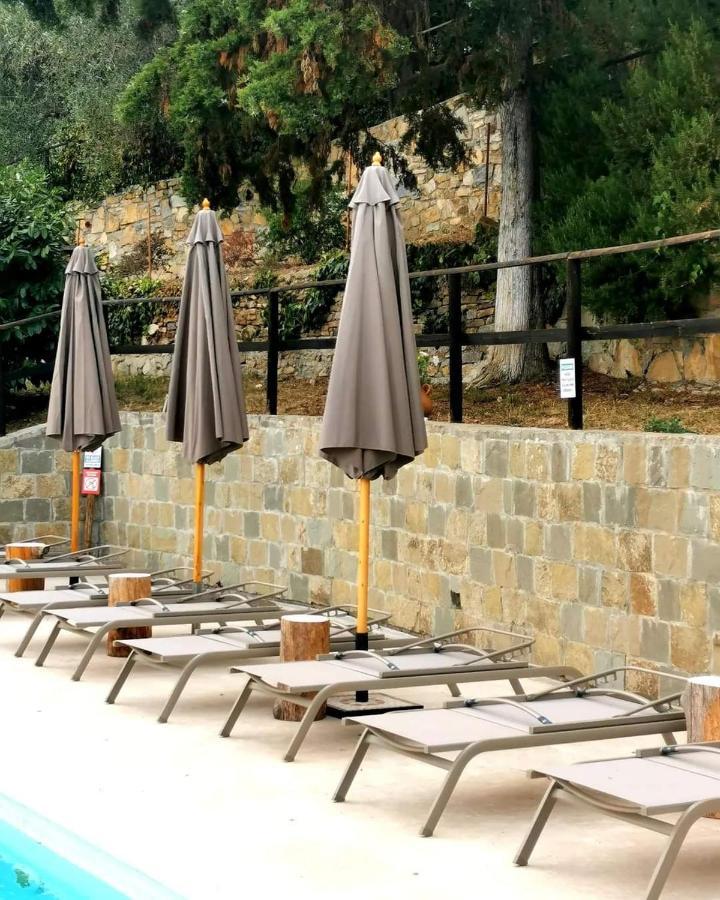 Agriturismo Osteria Du Barba Pe' - Casa Miranda Seborga Buitenkant foto